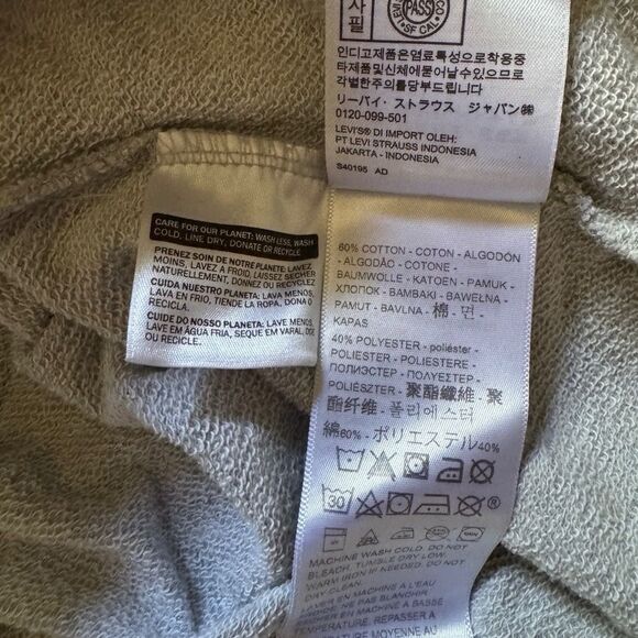 Levi's Women's Grey Graphic Prism Sweatshirt in XS (Oversized) - Picture 4 of 8